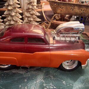 Muscle Machines Ford 10x3.5" Motor Hot Rod Ford Funline Toys 2002 ***READ***